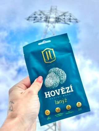 I na vrcholu hory můžeš mít chuť na trochu luxusu. Lanýžové jerky – jemné, voňavé a nečekaně delikátní. #TruffleVibes...